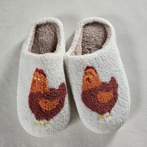 Cozy Chicken Embroidered Slippers NWT